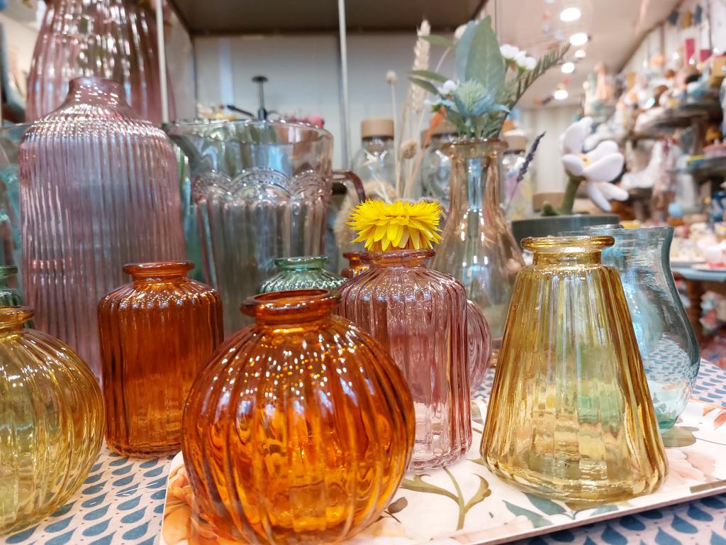 vases en verre de toutes les couleurs 