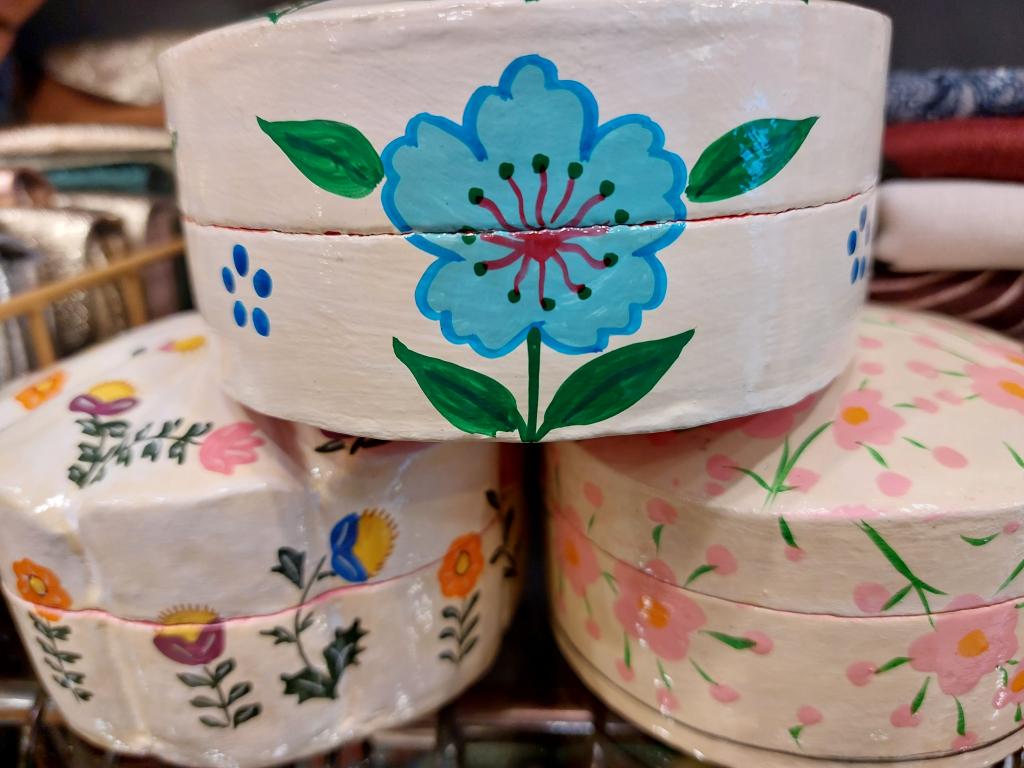 Botes  bijoux,  secrets🤫,  bonbons...