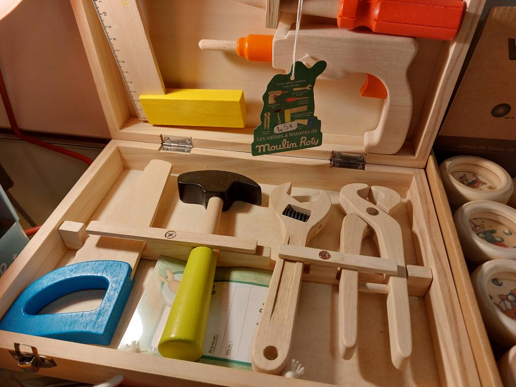 Mallette d'outils en bois